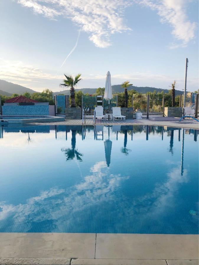 Hotel Palmera Sarti Eksteriør billede