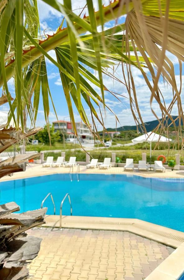 Hotel Palmera Sarti Eksteriør billede