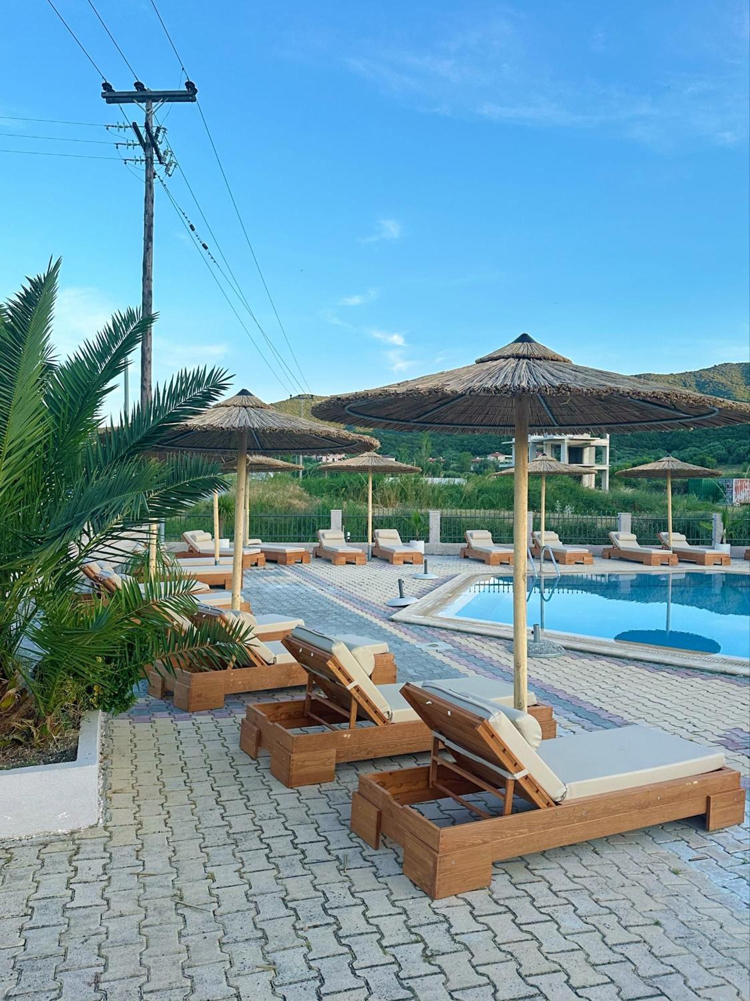 Hotel Palmera Sarti Eksteriør billede
